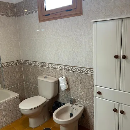662 - Garden - 1 Bedroom With Terrace アデヘ